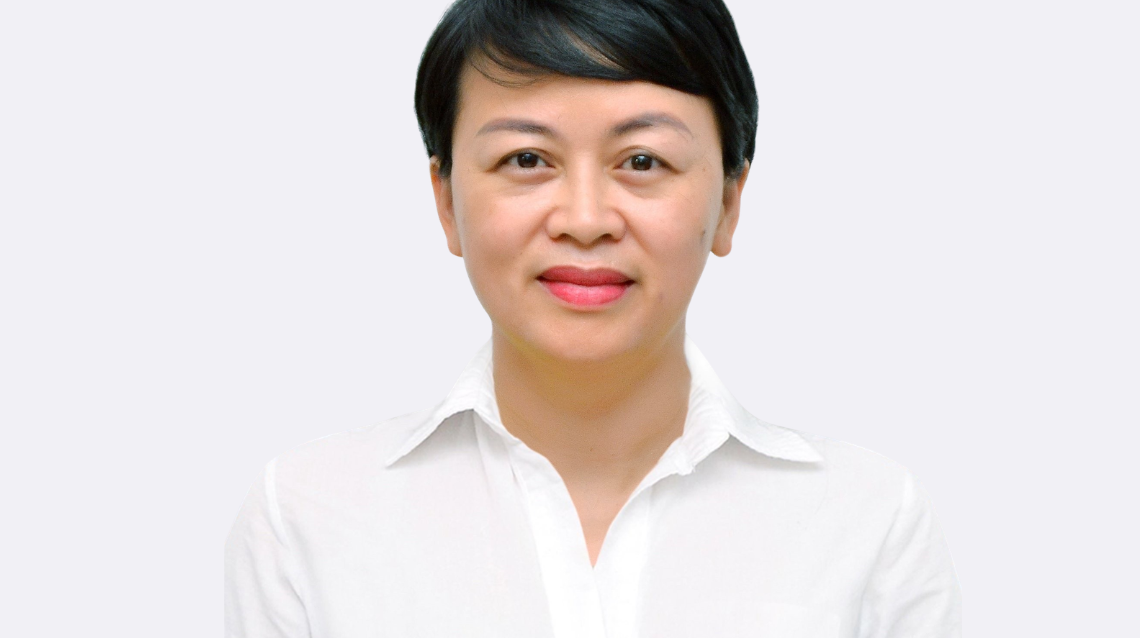 Hình (4)
